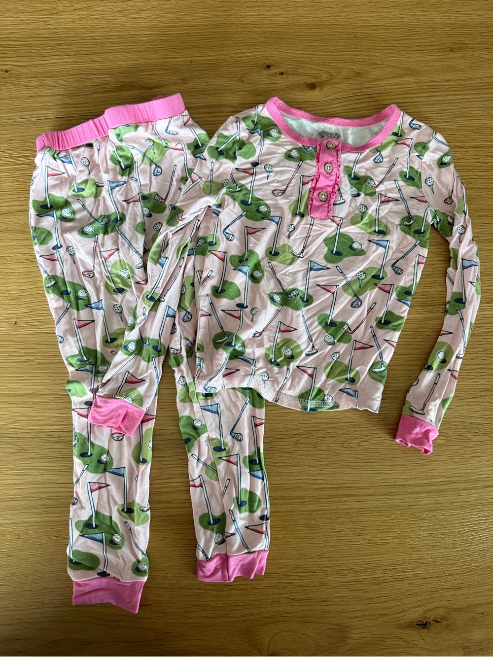 Mudpie Girls Pink Golf-Print Pajama Set